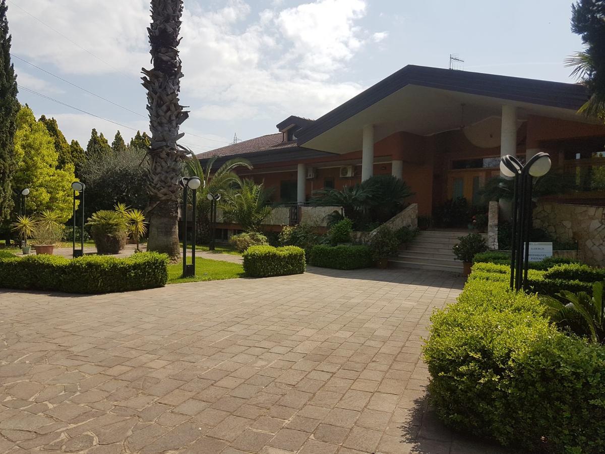 Agriturismo Terre Delle Monache Понтеканьяно Экстерьер фото